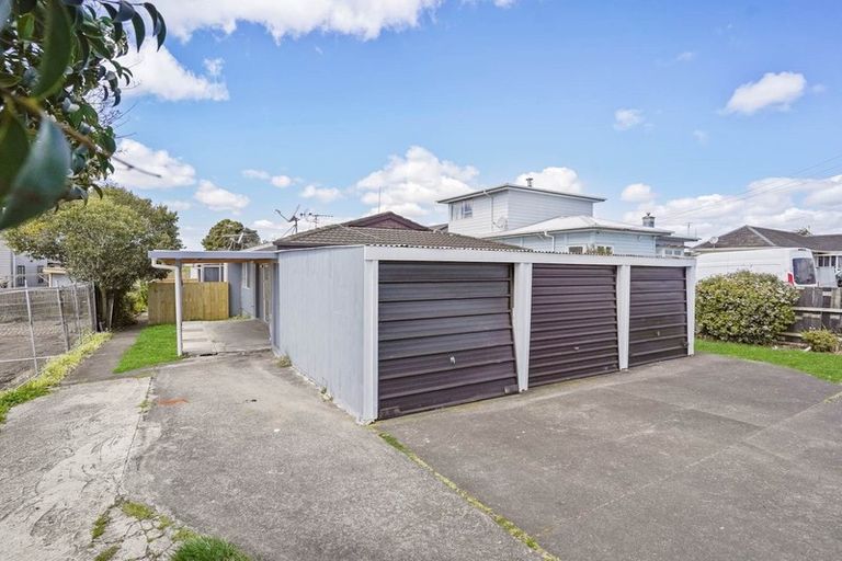 Photo of property in 1/42 Kenderdine Road, Papatoetoe, Auckland, 2025