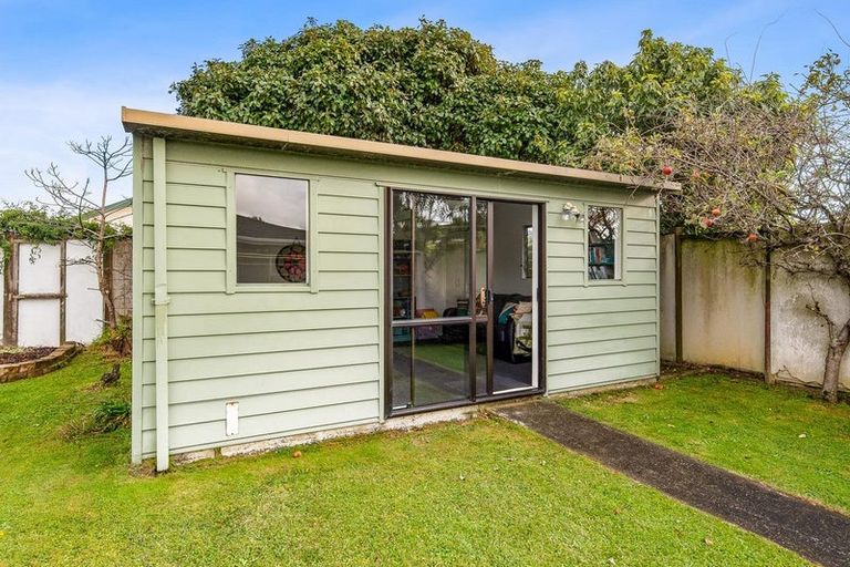 Photo of property in 41a-b Andrew Street, Waikanae, 5036