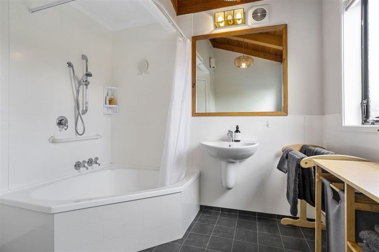 Photo of property in 5/18 Wolsley Avenue, Milford, Auckland, 0620