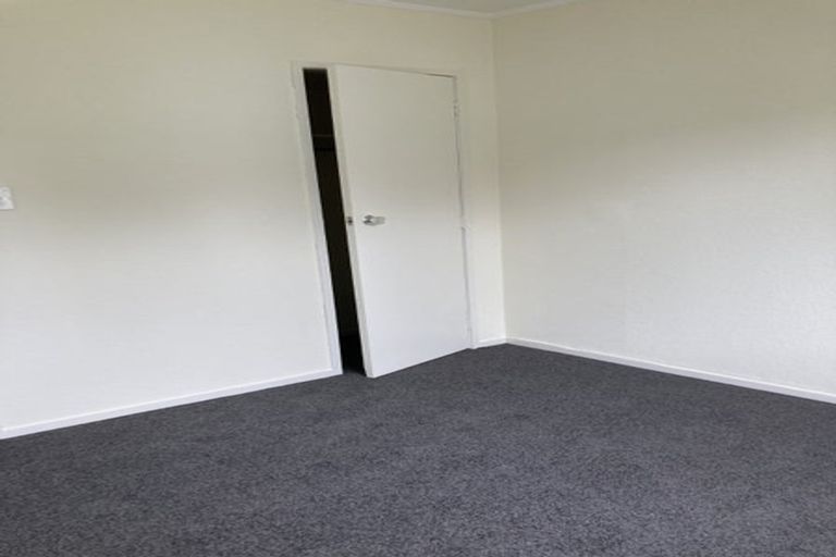 Photo of property in 2/67 Sunvue Road, Glen Eden, Auckland, 0602