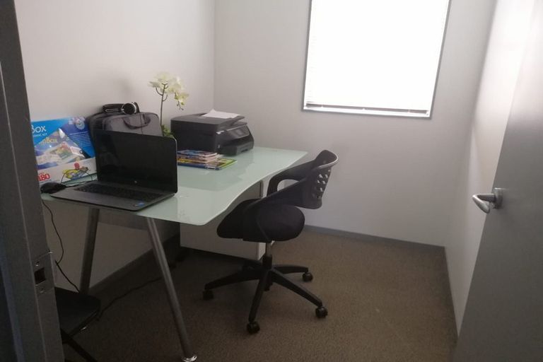 Photo of property in 40/42 Holly Street, Avondale, Auckland, 1026