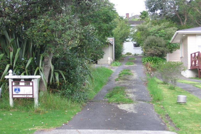 Photo of property in 20a Autumn Avenue, Glen Eden, Auckland, 0602