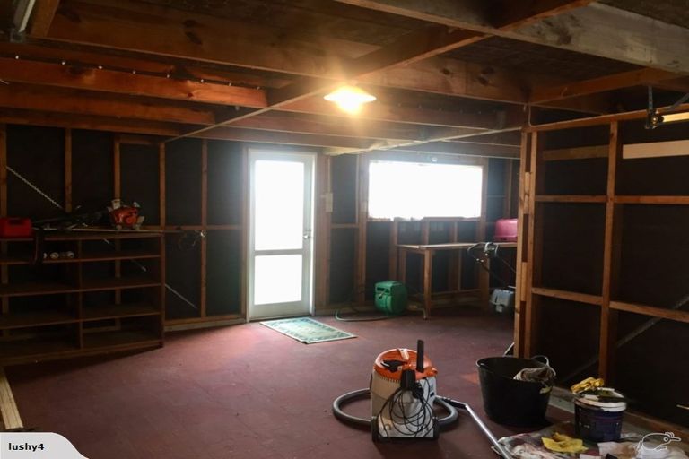 Photo of property in 1/2 Wolfe Street, Regent, Whangarei, 0112