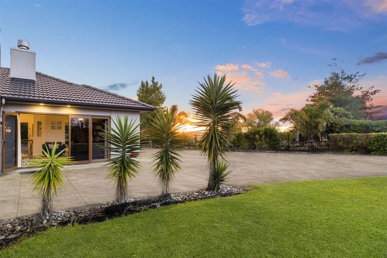 Photo of property in 309 Kahikatea Flat Road, Waitoki, Kaukapakapa, 0871