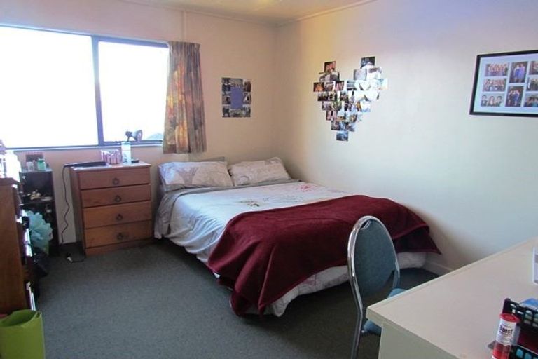 Photo of property in 19 Howe Street, North Dunedin, Dunedin, 9016