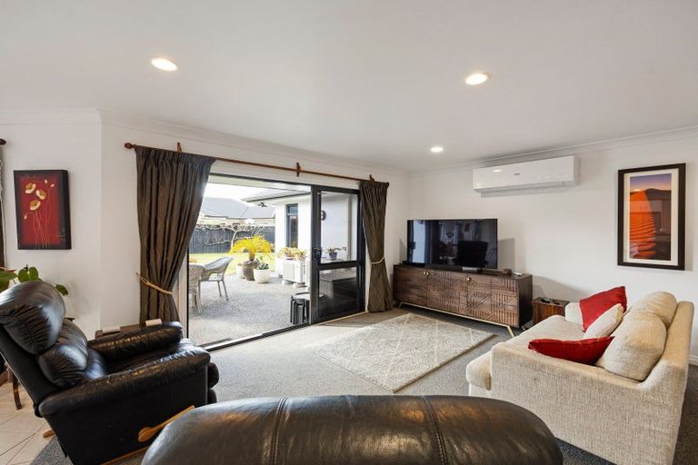 Photo of property in 16 Strathconnan Court, Rototuna, Hamilton, 3210