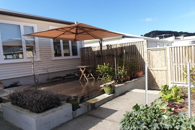 Photo of property in 40 Owen Street, Newtown, Wellington, 6021