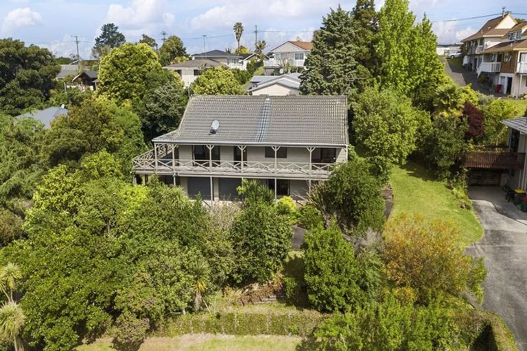 Photo of property in 21 Squirrel Lane, Browns Bay, Auckland, 0630