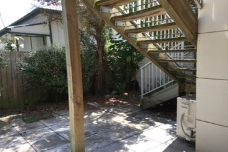 Photo of property in 14 Defoe Place, Waltham, Christchurch, 8023