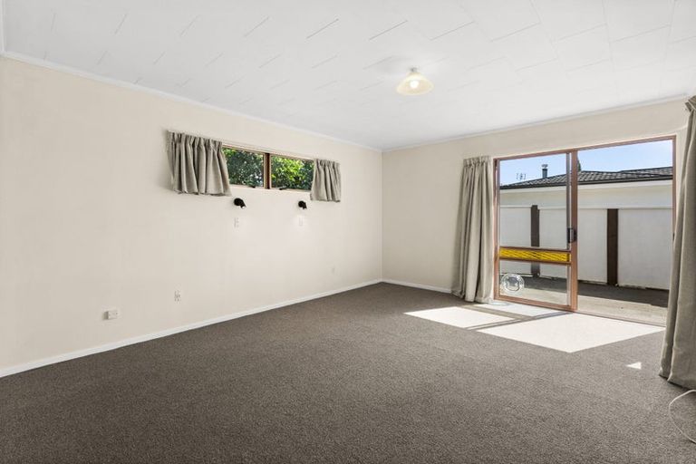 Photo of property in 68 Church Road, Taradale, Napier, 4112