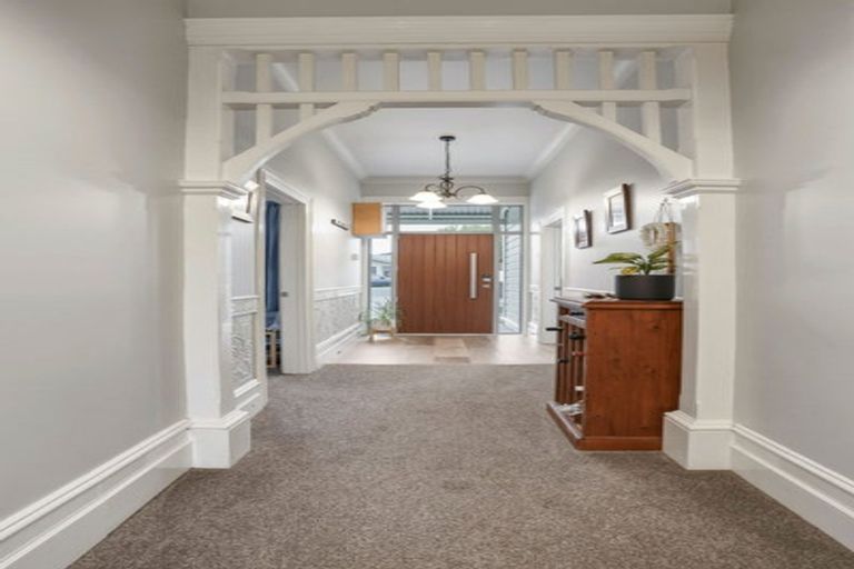 Photo of property in 2 Baker Street, Caversham, Dunedin, 9012