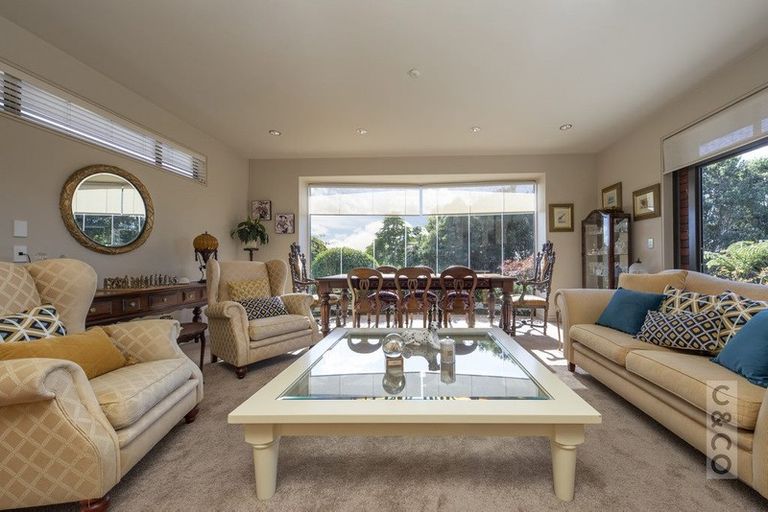 Photo of property in 1 Hawkes Access Road, Waitoki, Silverdale, 0994