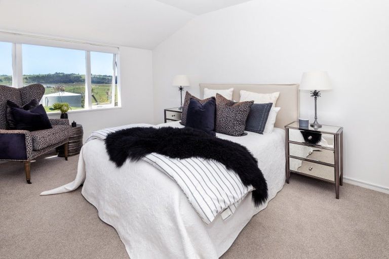 Photo of property in 339 Clifton Road, Whitford, Howick, 2571