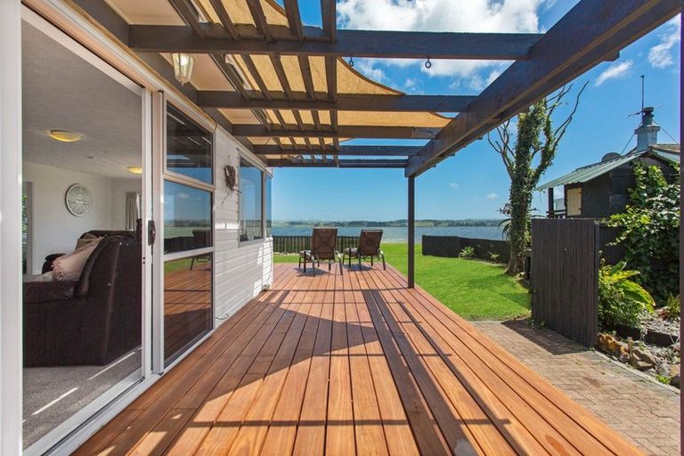 Photo of property in 19 Ronald Avenue, Glenbrook, Waiuku, 2681