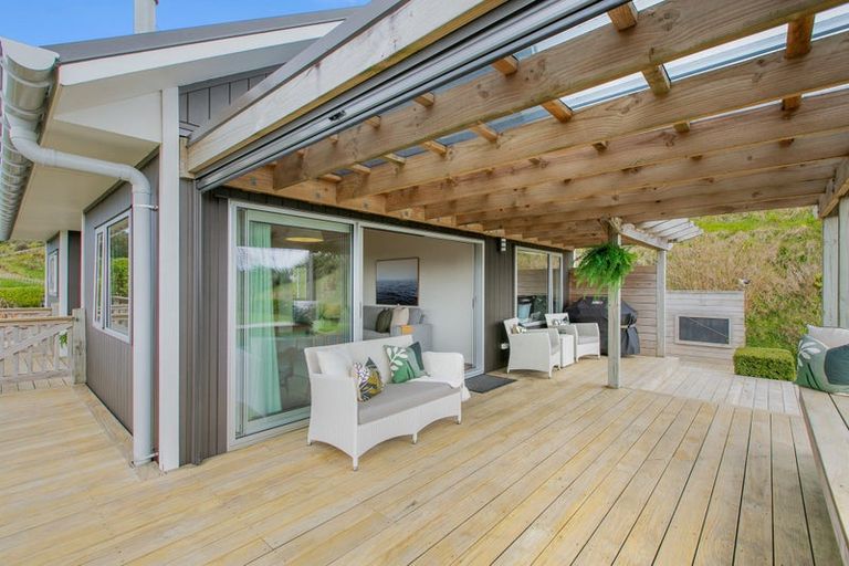 Photo of property in 828 Dover Road, Okato, New Plymouth, 4374
