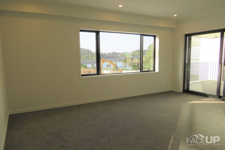 Photo of property in 6/194 Buckley Avenue, Hobsonville, Auckland, 0616