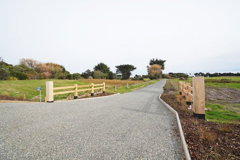 Photo of property in 81 Otatara Road, Otatara, Invercargill, 9879