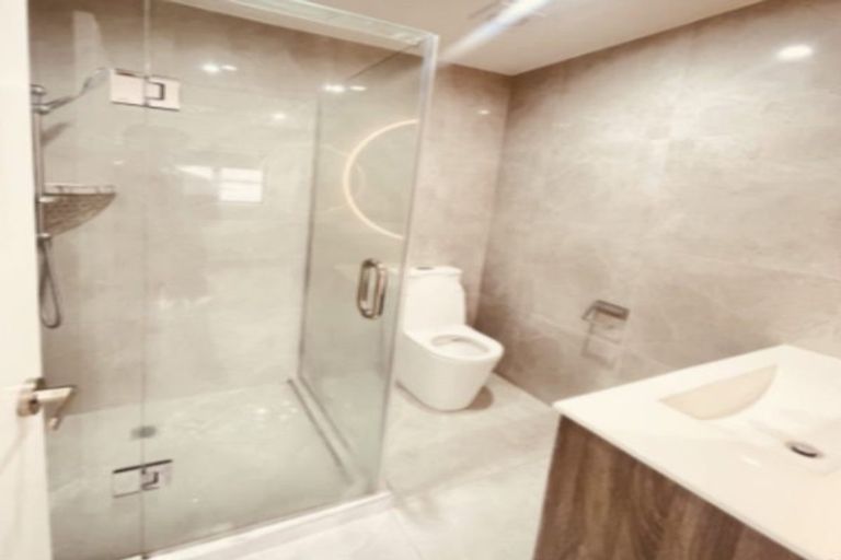 Photo of property in 4/2 Smiths Avenue, Papakura, 2110