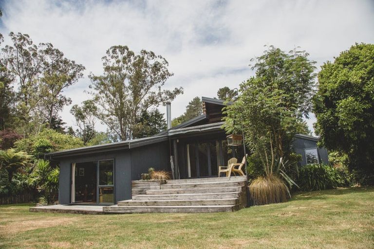 Photo of property in 123 Mapara Road, Acacia Bay, Taupo, 3385