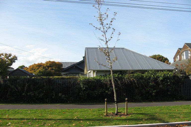 Photo of property in 44 Hamilton Avenue, Ilam, Christchurch, 8041
