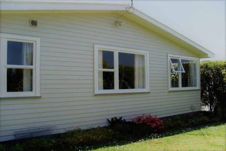 Photo of property in 5 Kotipu Place, Pukerua Bay, 5026