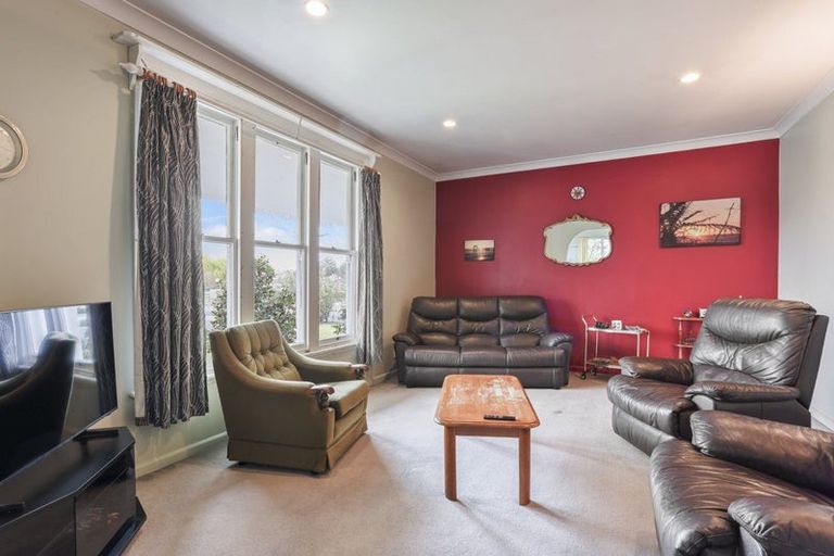 Photo of property in 15 Montrose Street, Waiau, 7332