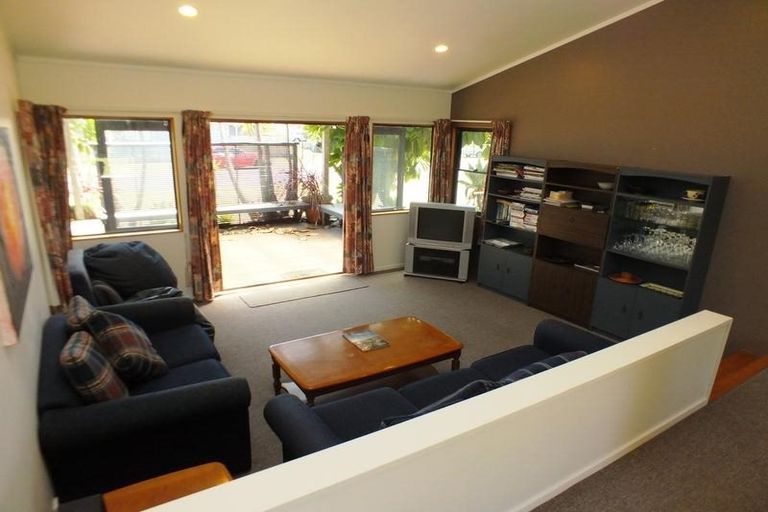Photo of property in 137 Kowhai Avenue, Matarangi, Whitianga, 3592