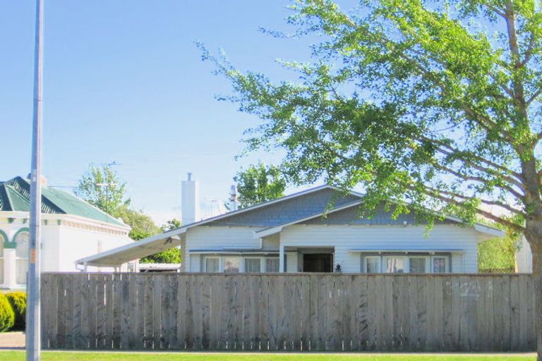 Photo of property in 96 Ormond Road, Whataupoko, Gisborne, 4010