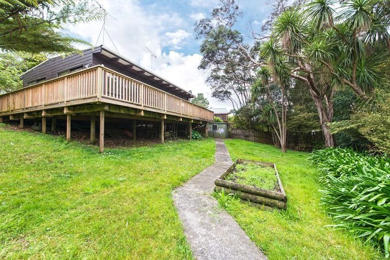 Photo of property in 13 Claret Place, Henderson, Auckland, 0612