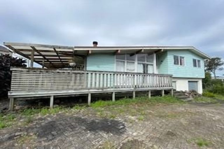 Photo of property in 69 Priestley Drive, Bucklands Beach, Auckland, 2014
