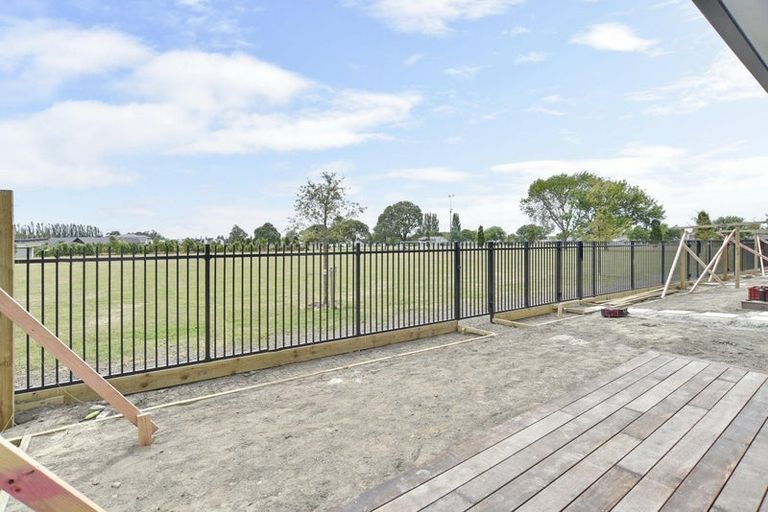 Photo of property in 1b Malaga Crescent, Harewood, Christchurch, 8051