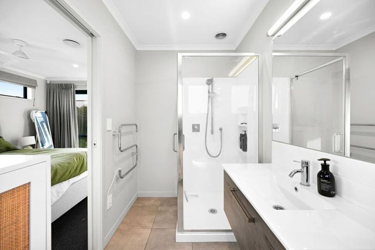 Photo of property in 5 Libeau Road, Chartwell, Hamilton, 3210