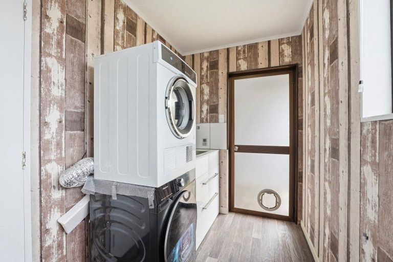 Photo of property in 52 Treadwell Street, Springvale, Whanganui, 4501