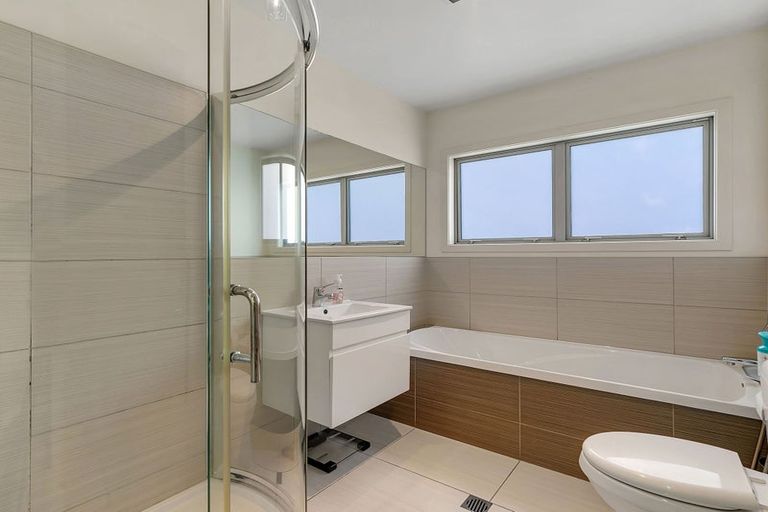 Photo of property in 2 Wangapeka Way, Aotea, Porirua, 5024