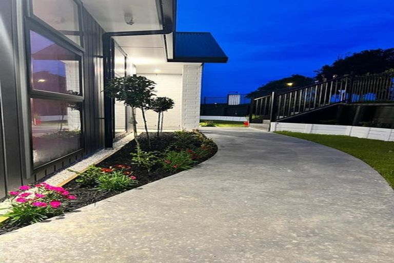 Photo of property in 2 Celeste Terrace, Peacocke, Hamilton, 3206