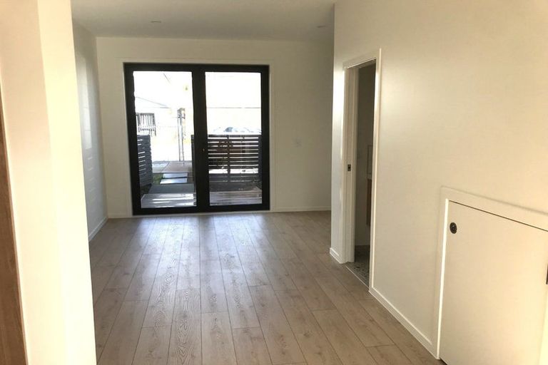 Photo of property in 16/21 Makomako Drive, Orewa, 0931