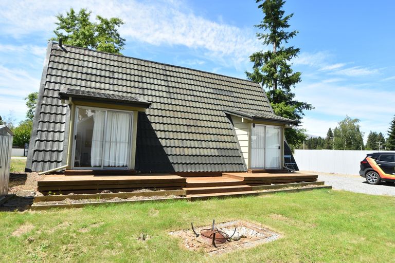 Photo of property in 13 Rata Road, Twizel, 7901