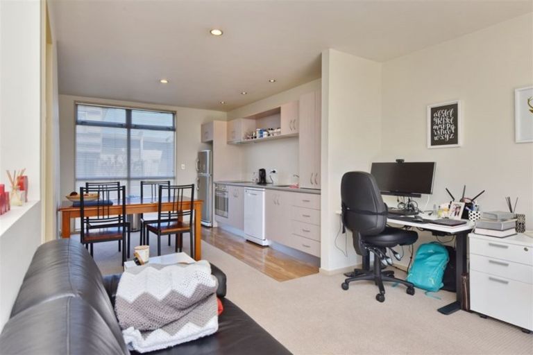 Photo of property in 5/54 Champion Street, Edgeware, Christchurch, 8013