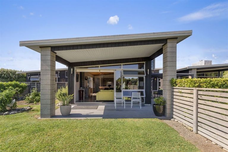 Photo of property in 5 Laurent Way, Ohau, Levin, 5570