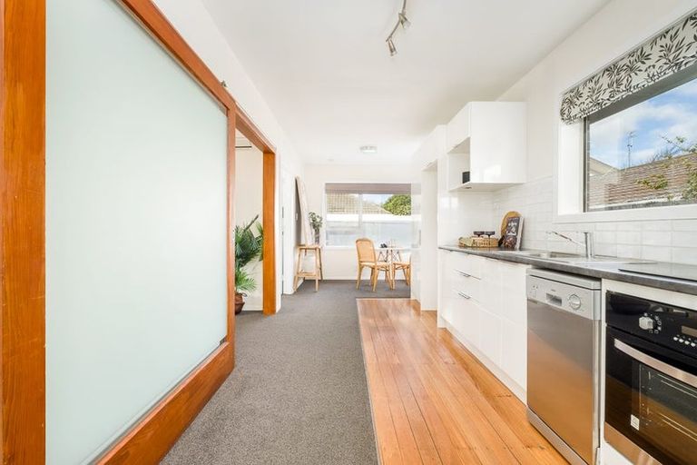 Photo of property in 2/131 Springfield Road, St Albans, Christchurch, 8014