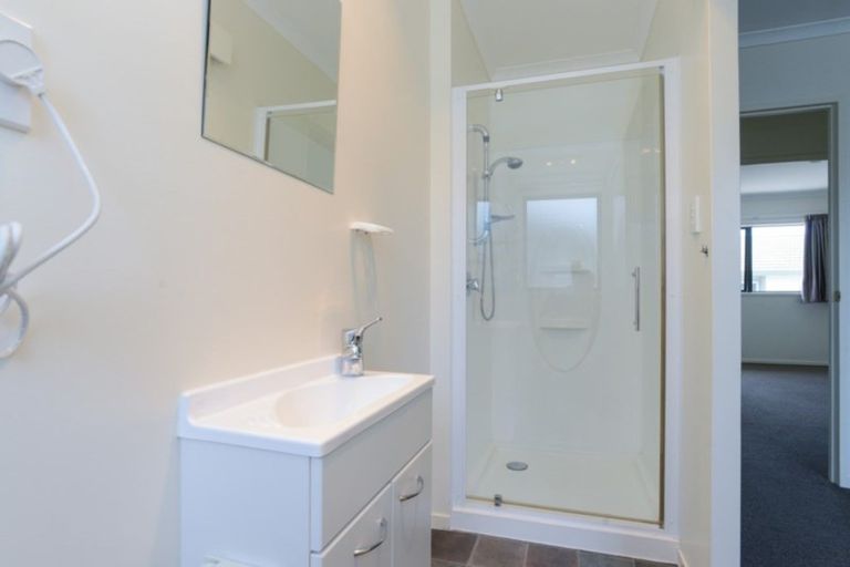 Photo of property in 6b Windsor Terrace, Taradale, Napier, 4112