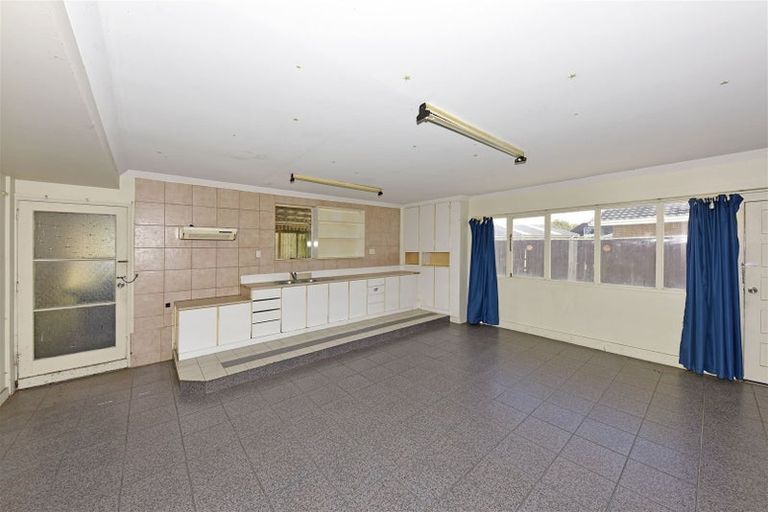 Photo of property in 429 Avonhead Road, Avonhead, Christchurch, 8042