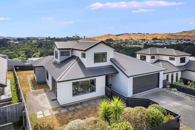 Photo of property in 84 Te Puia Drive, Aotea, Porirua, 5024