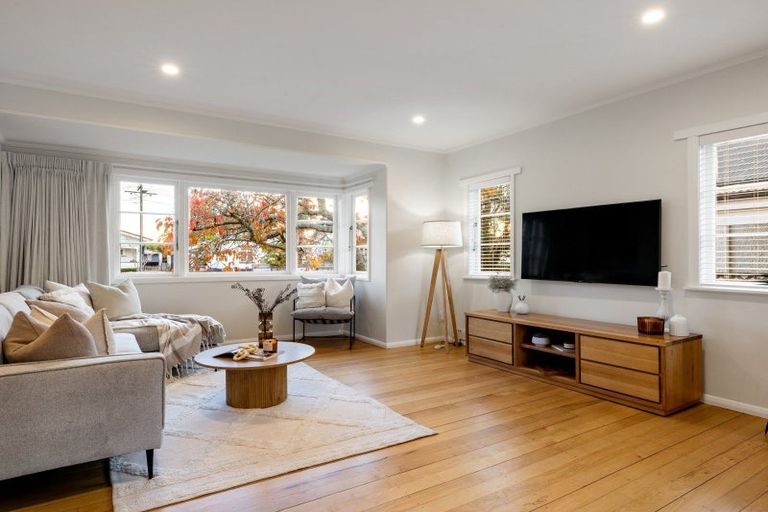 Photo of property in 8 Saint Winifreds Avenue, Hamilton East, Hamilton, 3216