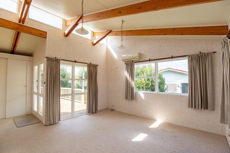 Photo of property in 36 Pipiroa Road, Ngatea, 3503