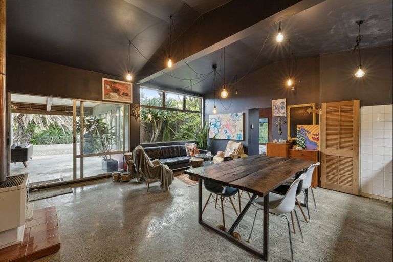 Photo of property in 238 Te Arai Point Road, Te Arai, Wellsford, 0975