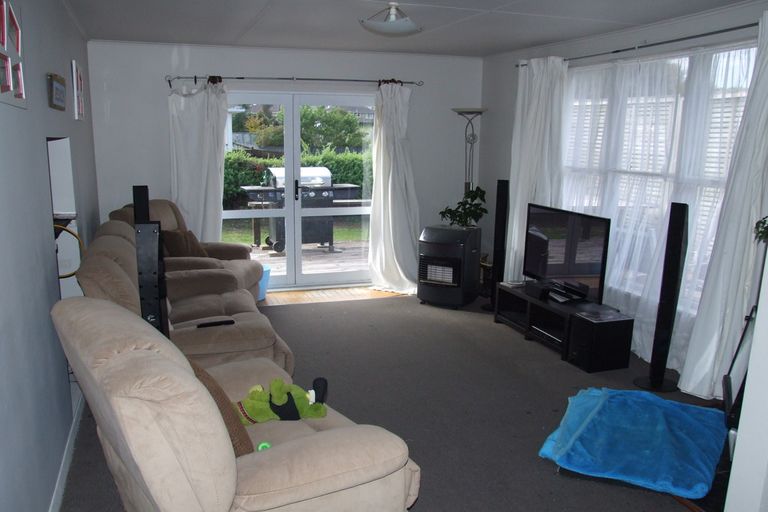 Photo of property in 4 Kauri Drive, Wairakei, Taupo, 3332