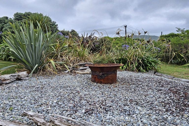 Photo of property in 1 Hawken Street, Rapahoe, Greymouth, 7803