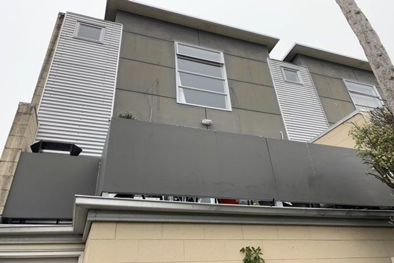 Photo of property in 160 Purchas Street, Edgeware, Christchurch, 8013