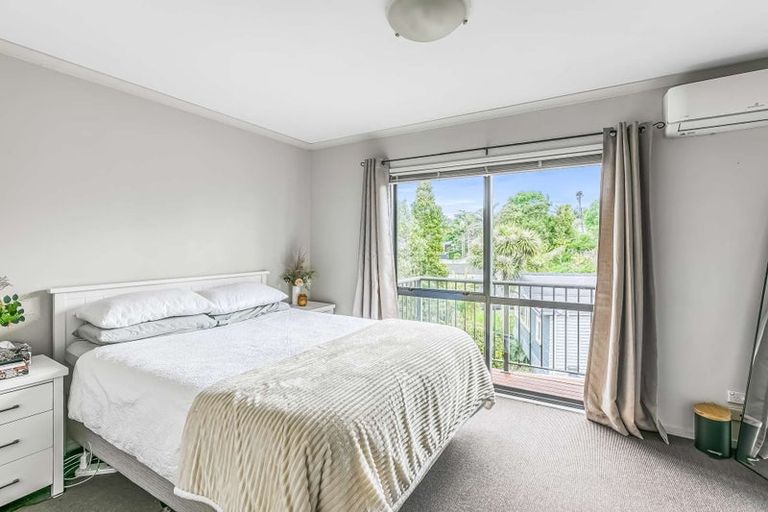 Photo of property in 24/94 Glengarry Road, Glen Eden, Auckland, 0602